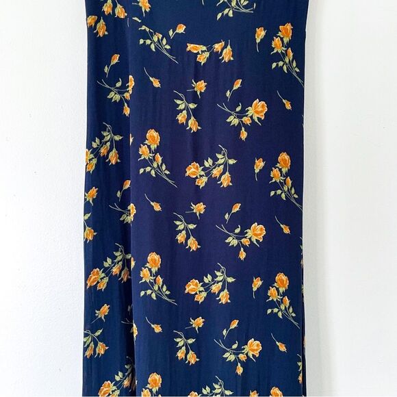 Reformation Nikita floral midi dress. - Picture 5 of 15